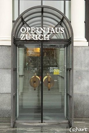 Oper_Zuerich2 · © Regina T.